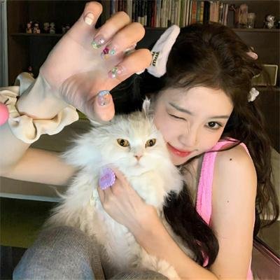 战神大人，三夫人给你生了个黑娃